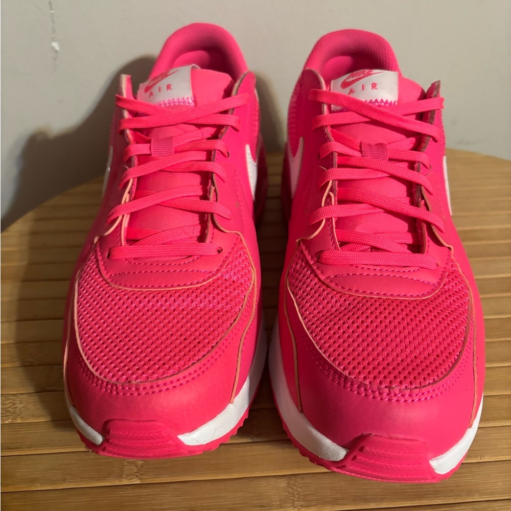 Nike Ladies Air Max Excee Hyper Pink FD0294-600 Athletic Shoes. Size: 9.5 - Picture 4 of 5